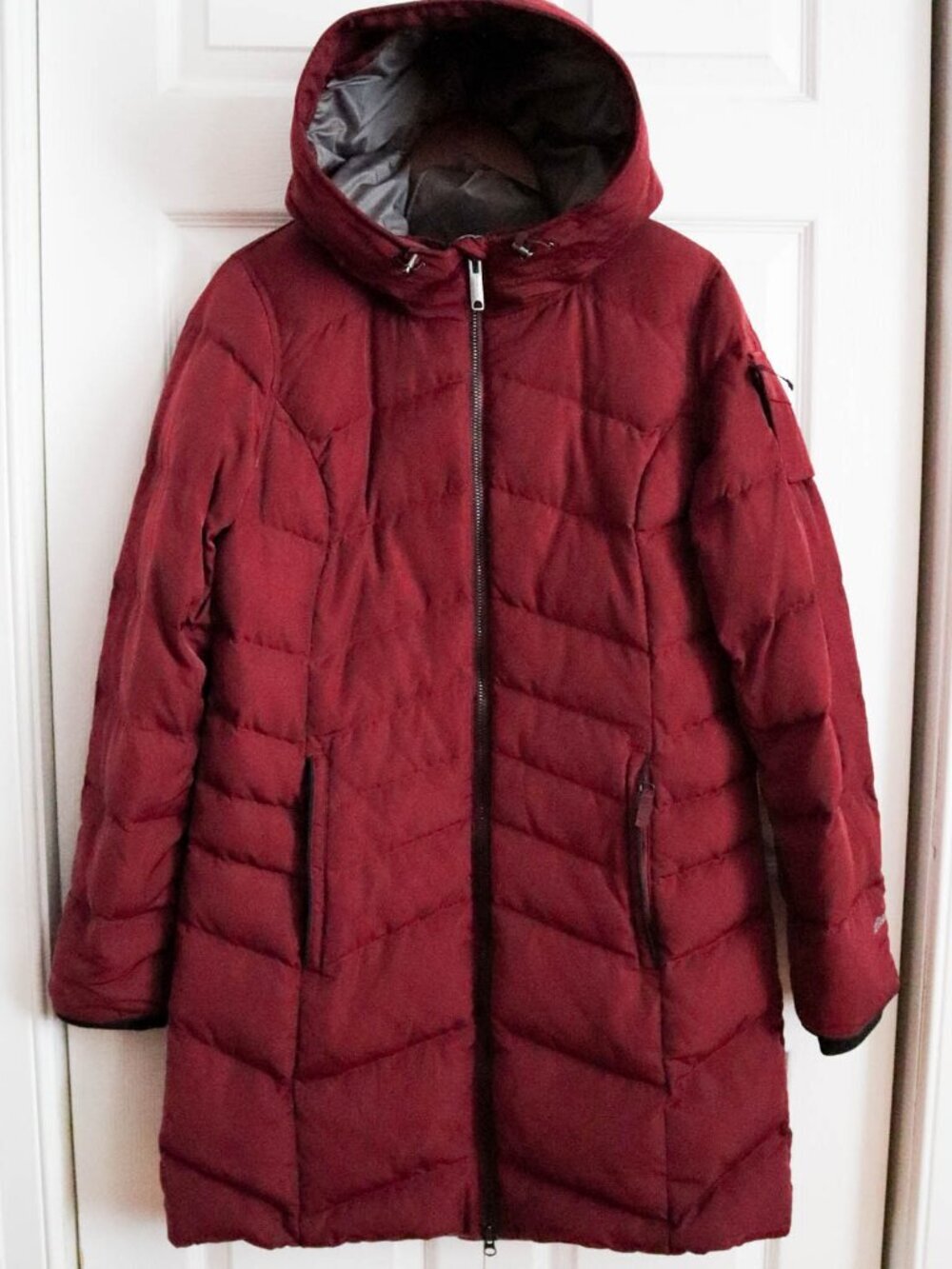 Eddie Bauer Long Down Jacket Parka Hooded Women's Large Tall Burgundy Red